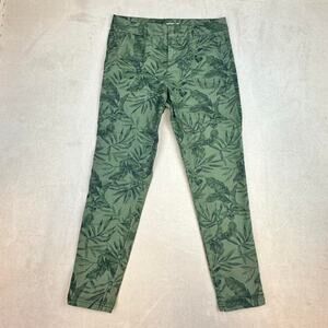 Old Navy Pixie Green Leaf Print Pants size 6 sku132-LRS